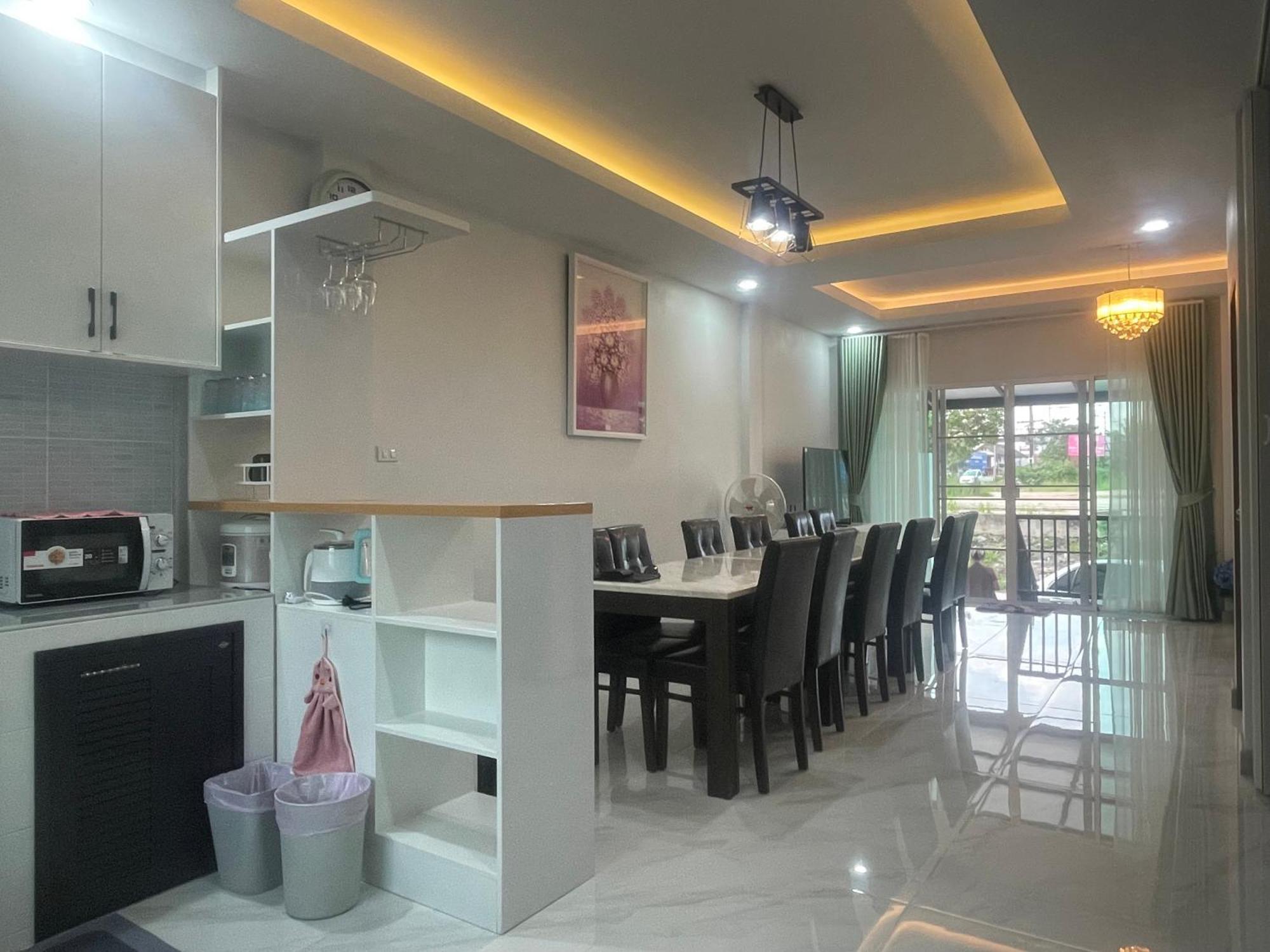 Villa 365 Thasala Chiang Mai
