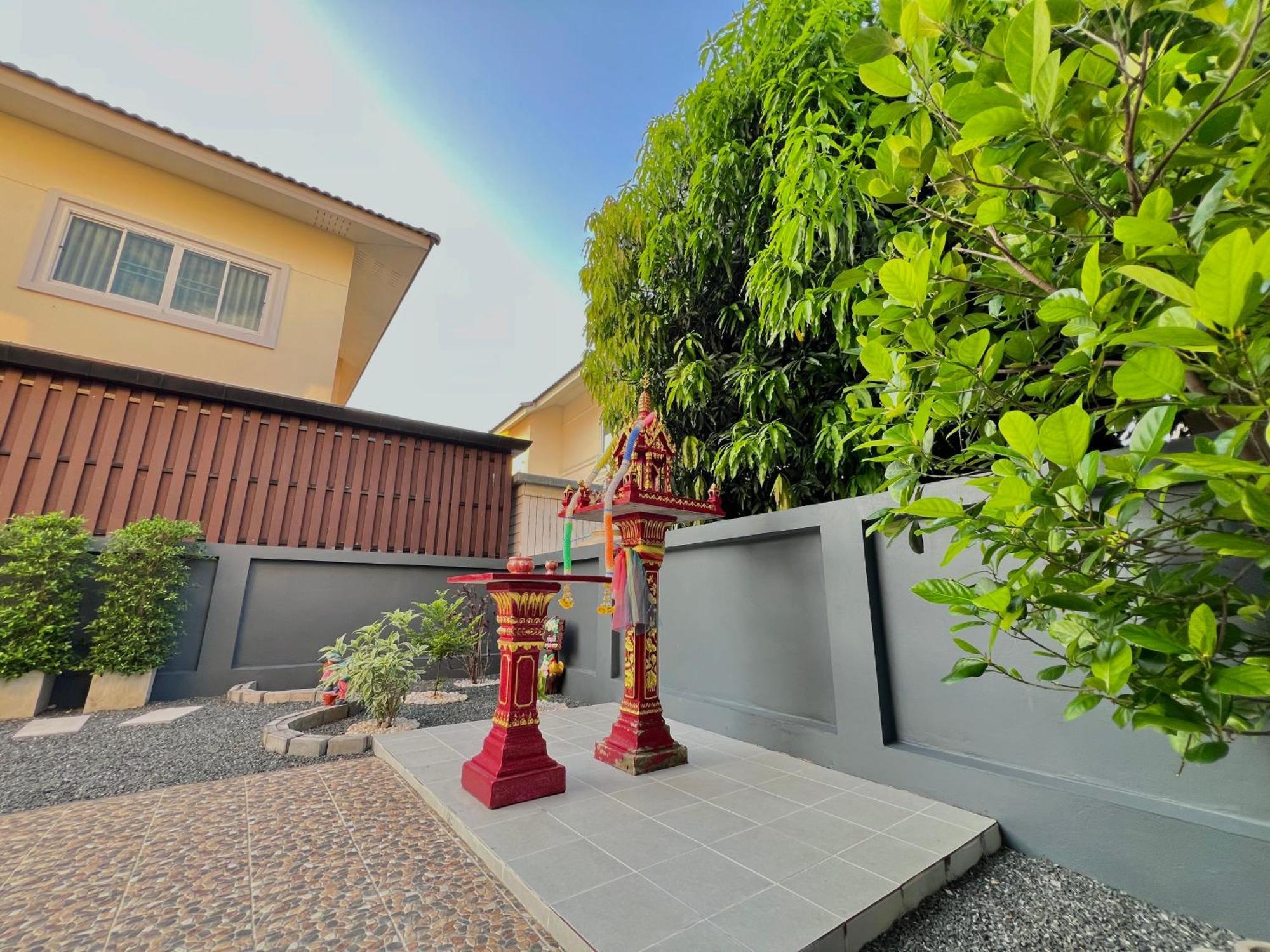 Double B House Villa Chiang Mai