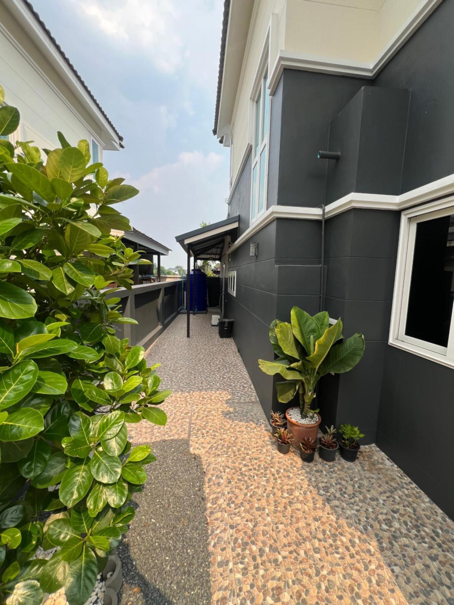 Double B House Villa Chiang Mai