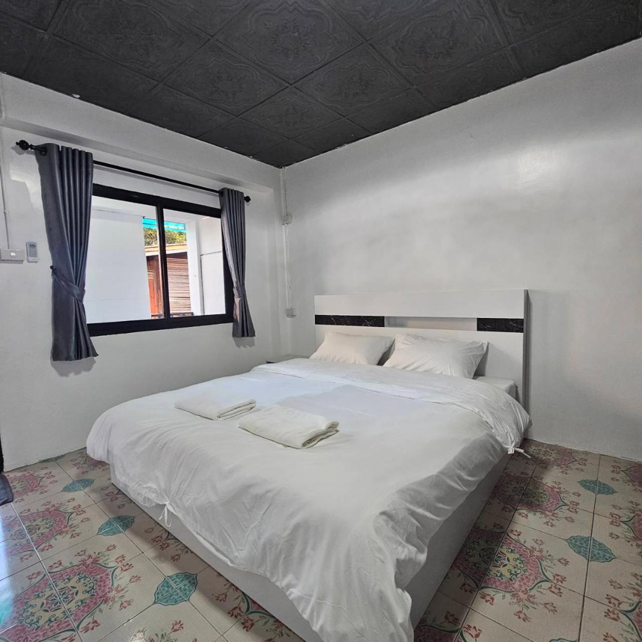 Cooper * Chiang Mai