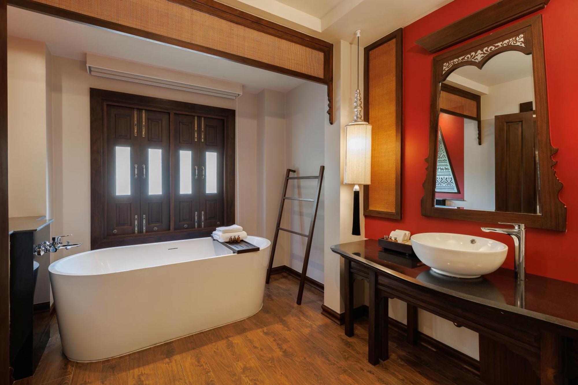 Hotel Akira Thaphae 4*