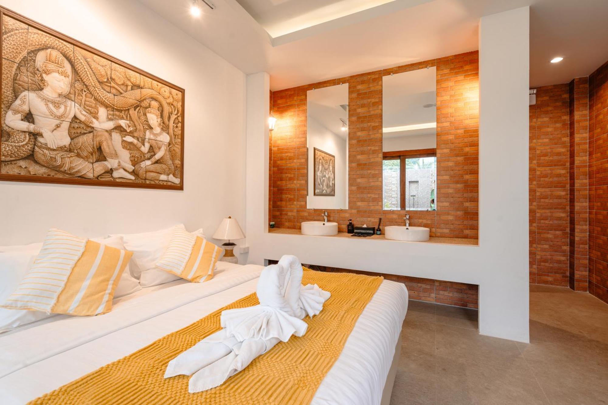 Unique Lanna Style Pool Villa *