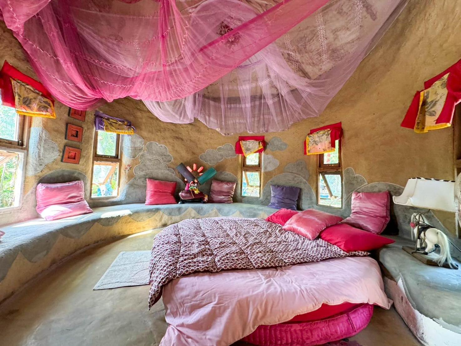 Clay House By Alphatel Chiang Mai
