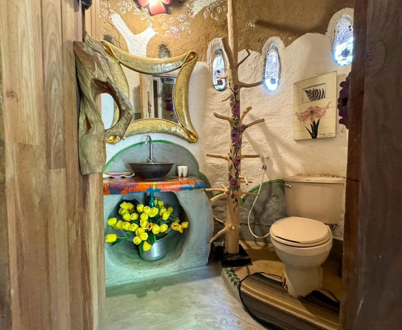 Clay House By Alphatel Hotel