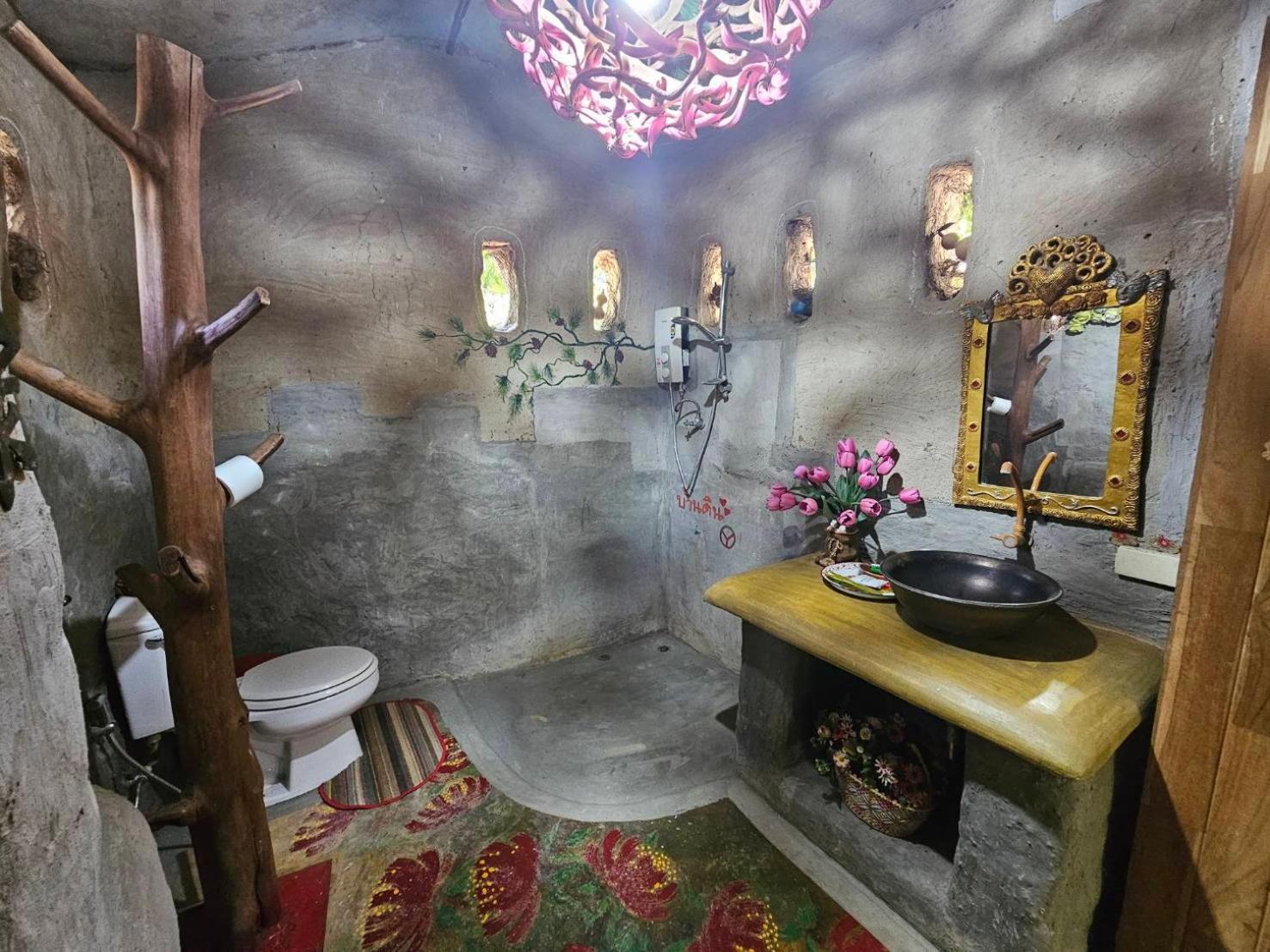 Clay House By Alphatel Hotel Chiang Mai