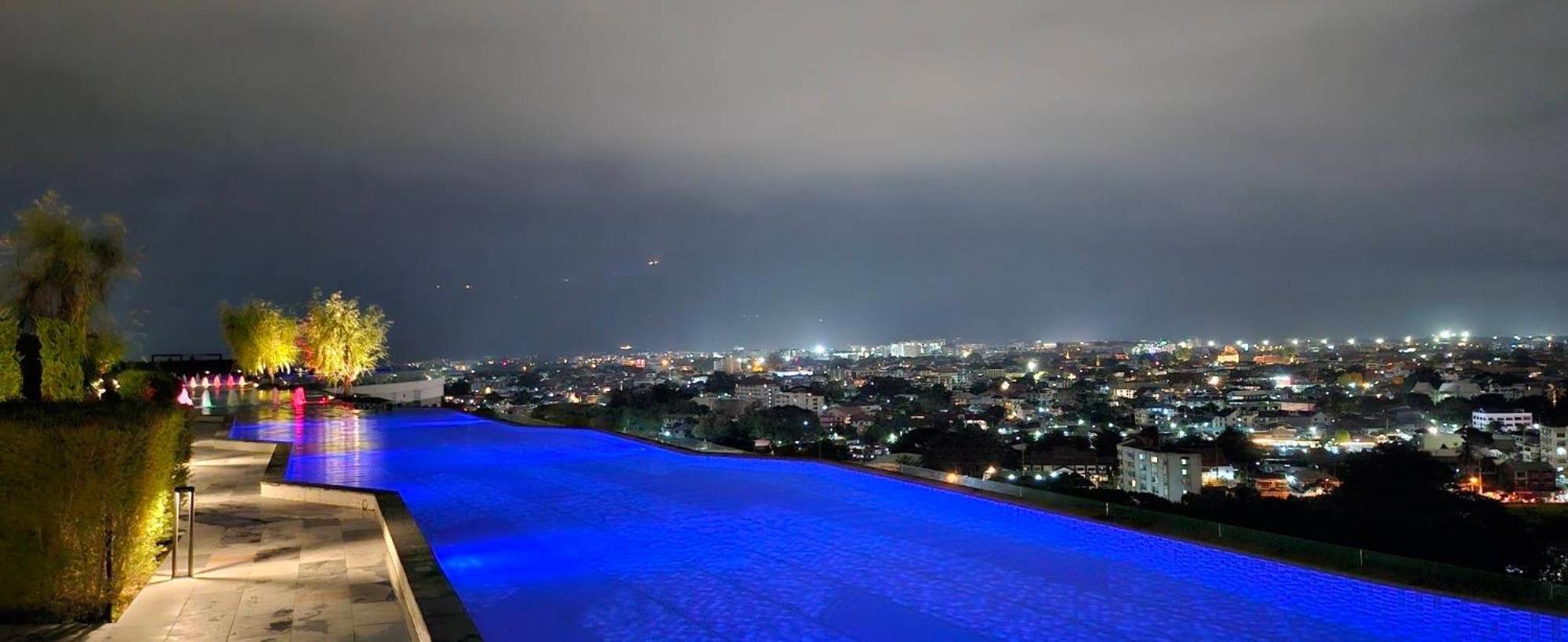 Luxury Astra Sky River Chiang Mai