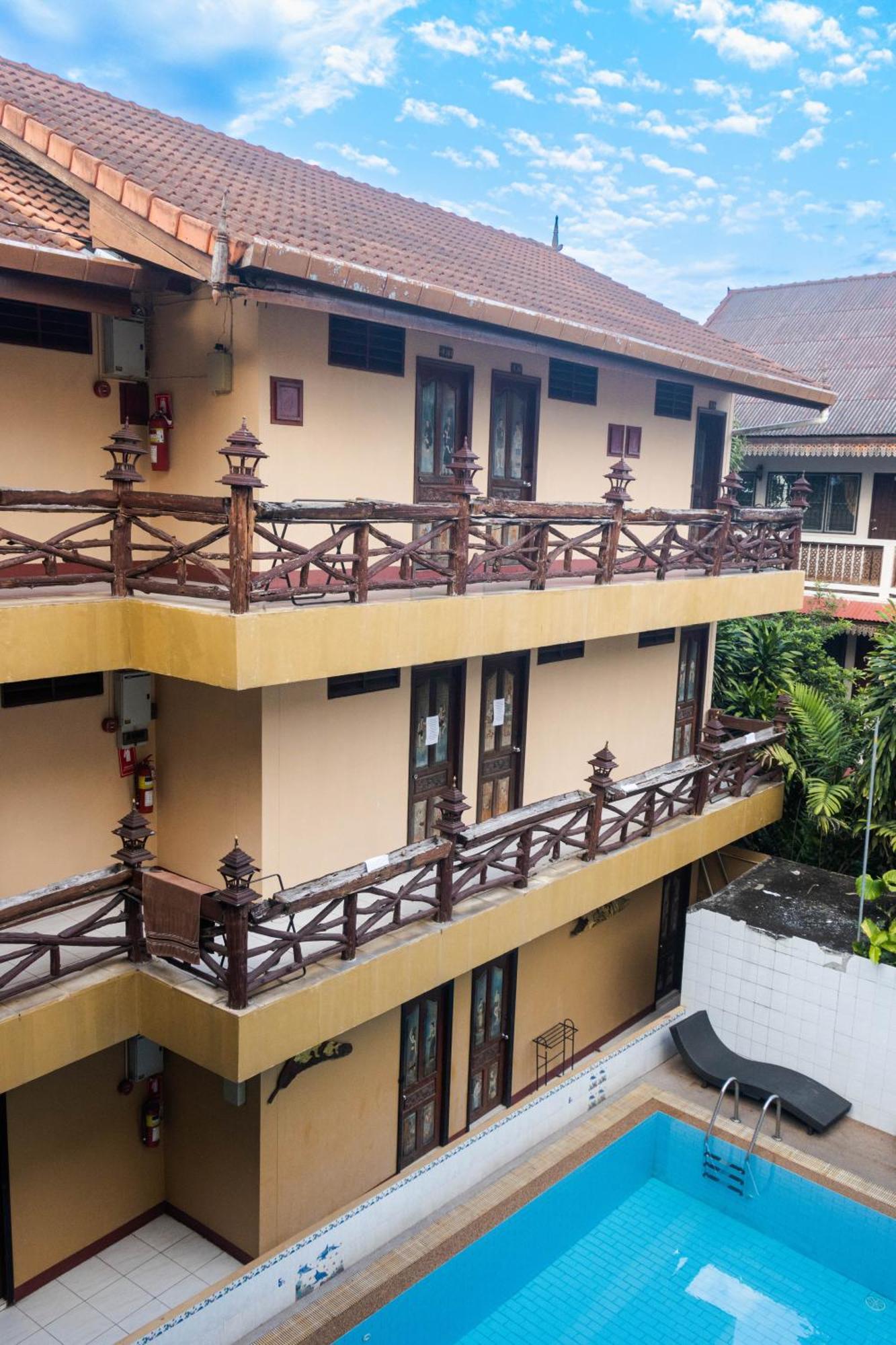 S.k. House 1 3*