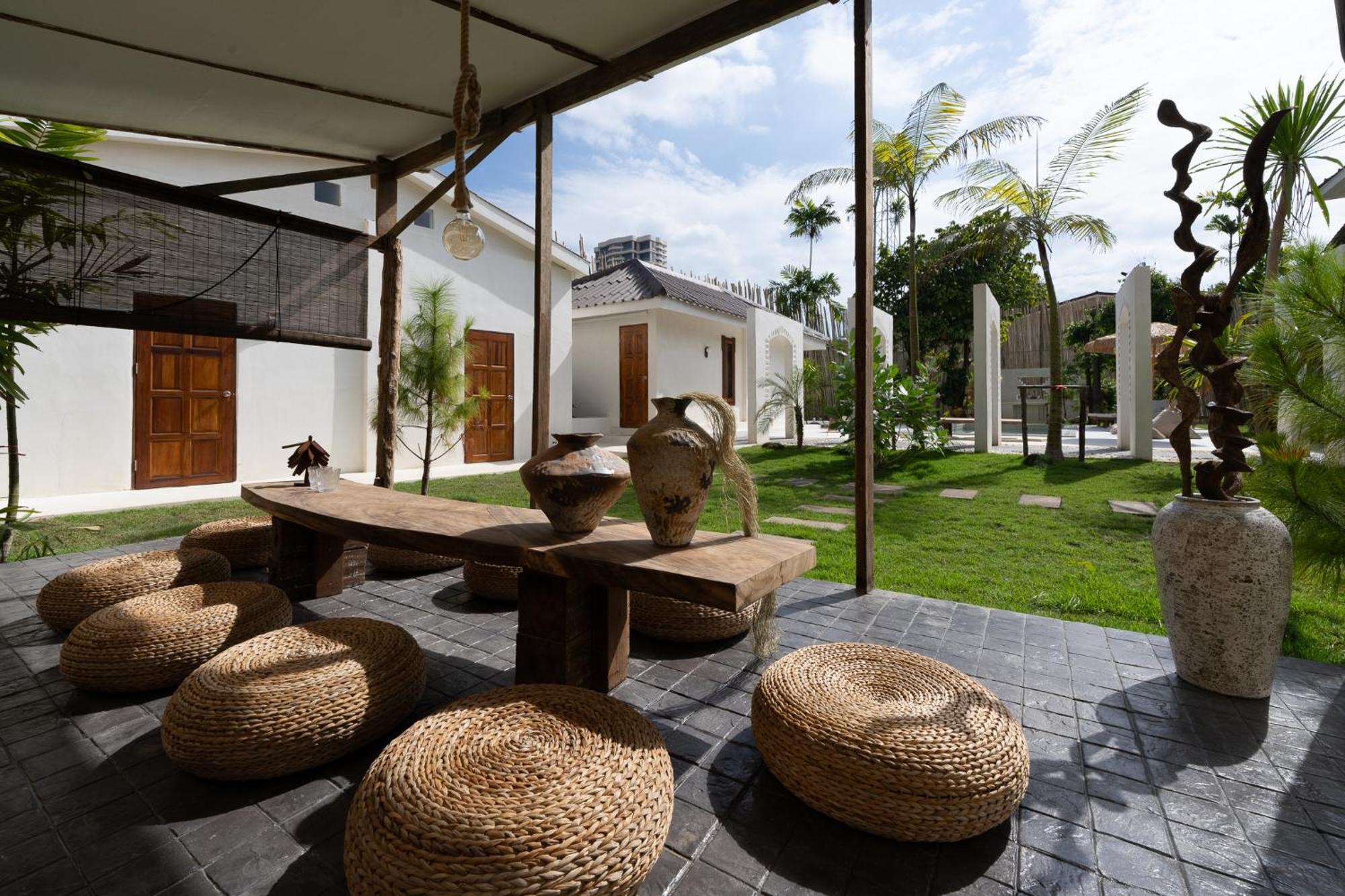 Pool, 8-Br, Old Town, Entire Private Estate - Tanpuri Chiang Mai * Chiang Mai