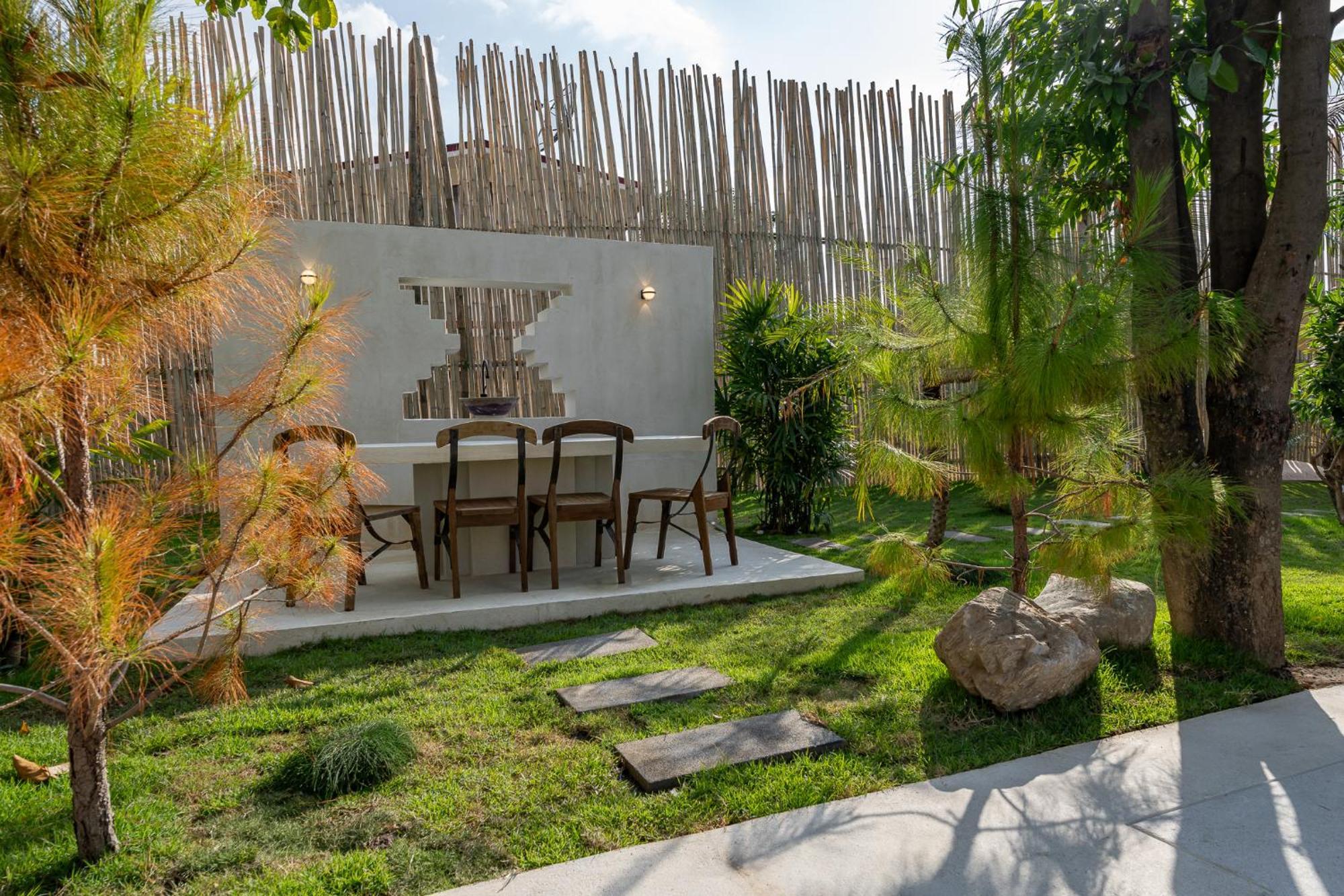 Pool, 8-Br, Old Town, Entire Private Estate - Tanpuri Chiang Mai