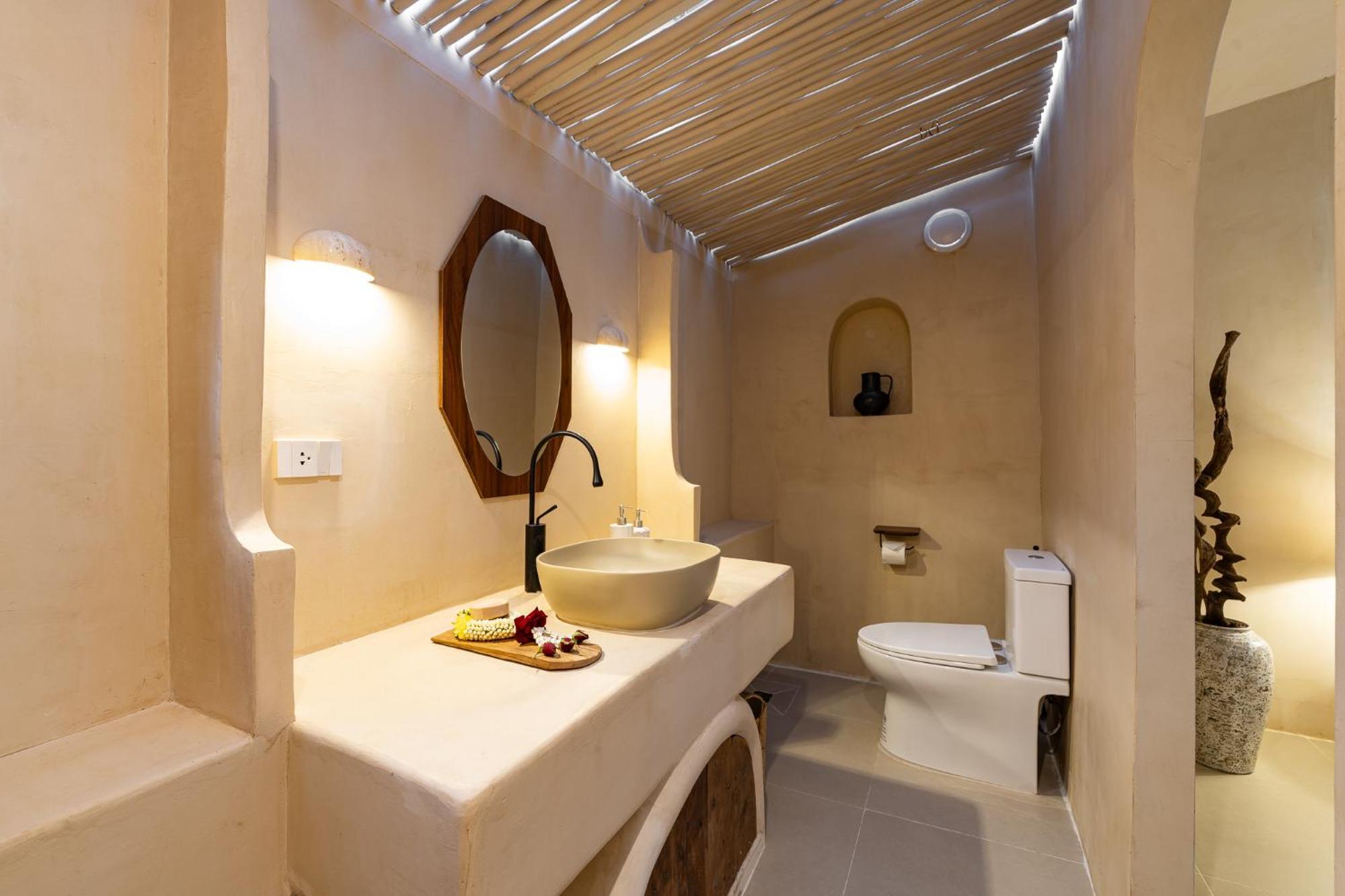 Pool, 8-Br, Old Town, Entire Private Estate - Tanpuri Chiang Mai *