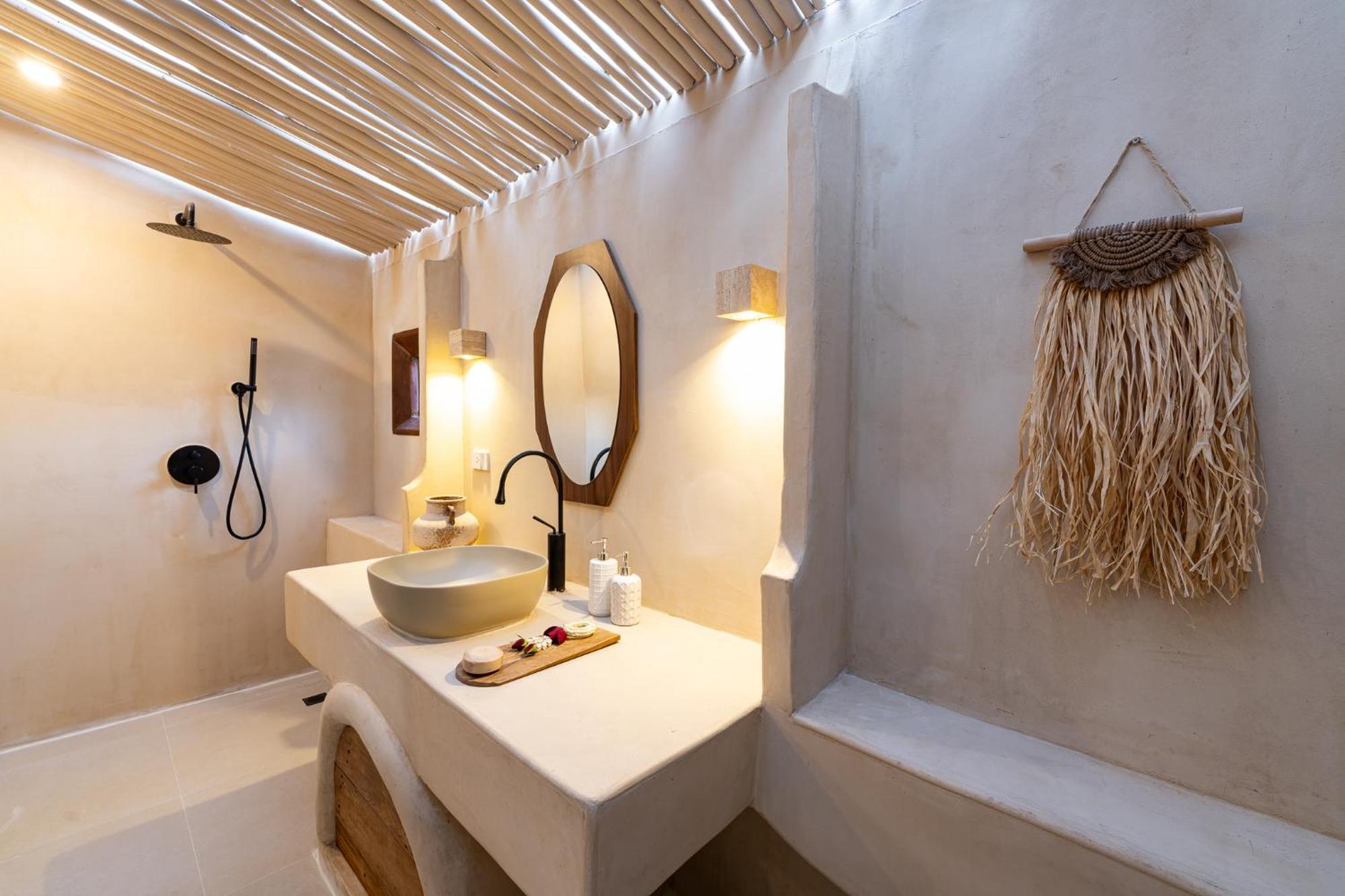 Villa Pool, 8-Br, Old Town, Entire Private Estate - Tanpuri Chiang Mai