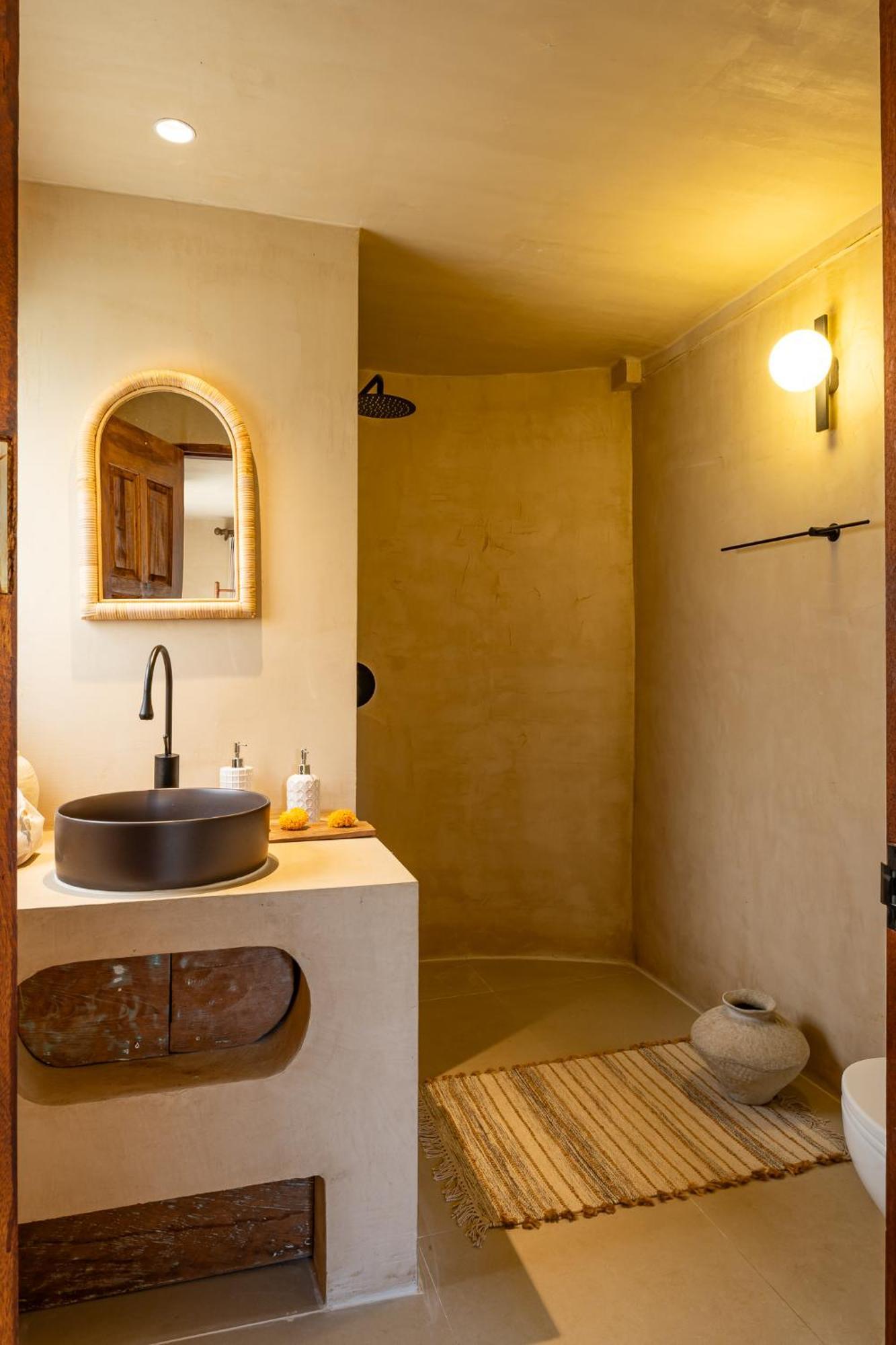 Pool, 8-Br, Old Town, Entire Private Estate - Tanpuri Chiang Mai Villa Chiang Mai