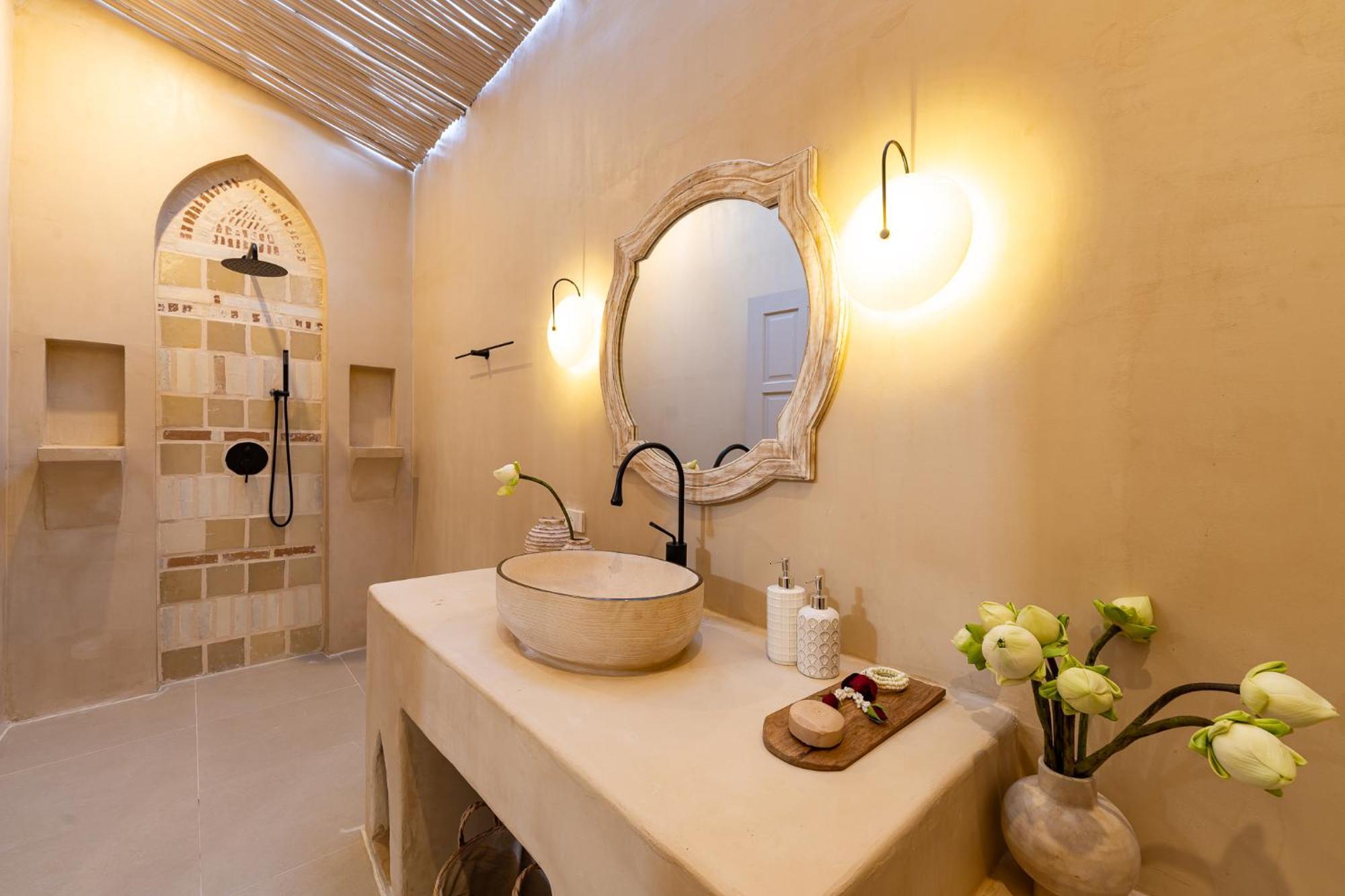 Pool, 8-Br, Old Town, Entire Private Estate - Tanpuri Chiang Mai