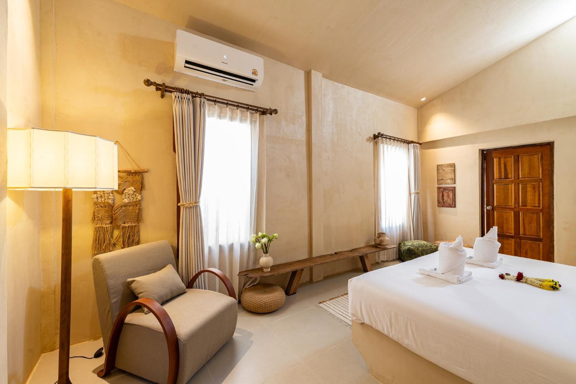 Pool, 8-Br, Old Town, Entire Private Estate - Tanpuri Chiang Mai * Chiang Mai