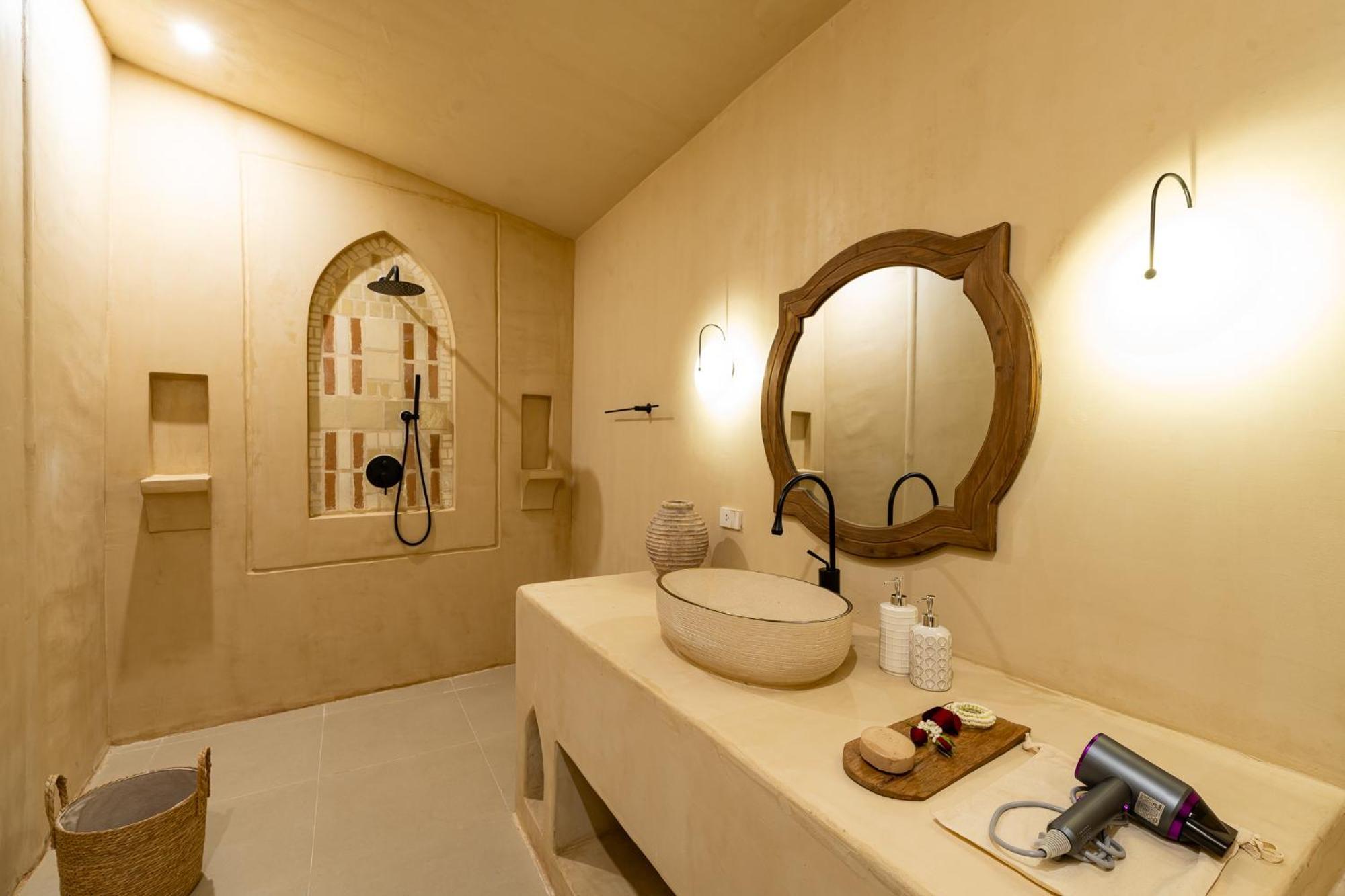 Pool, 8-Br, Old Town, Entire Private Estate - Tanpuri Chiang Mai Chiang Mai