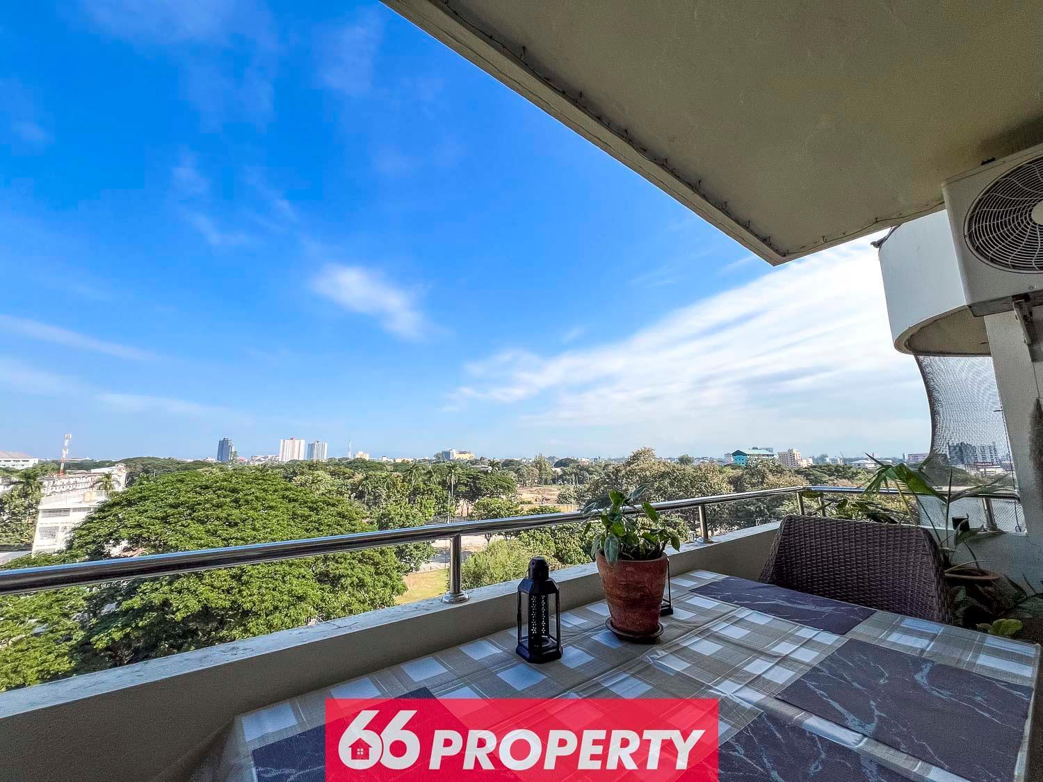 2 Bedrooms Near Train Station Apartment Chiang Mai