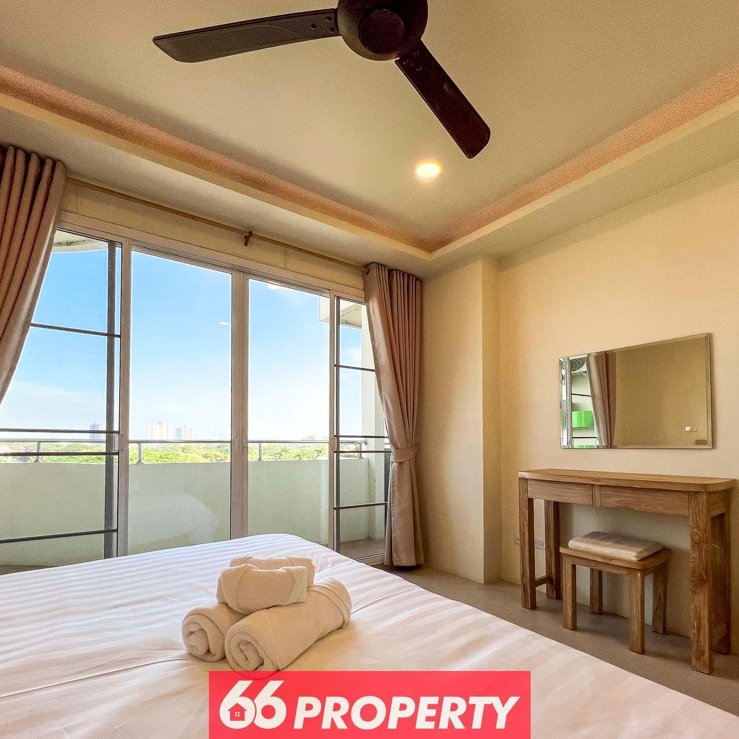2 Bedrooms Near Train Station Apartment