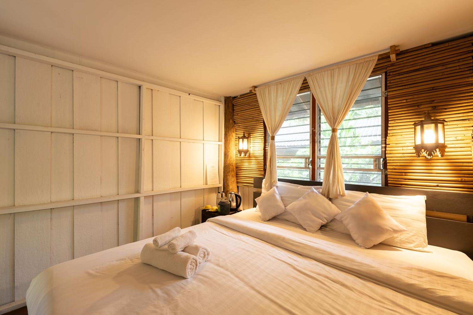 Monruamsuk Cafe And Bistro Hotel Chiang Mai