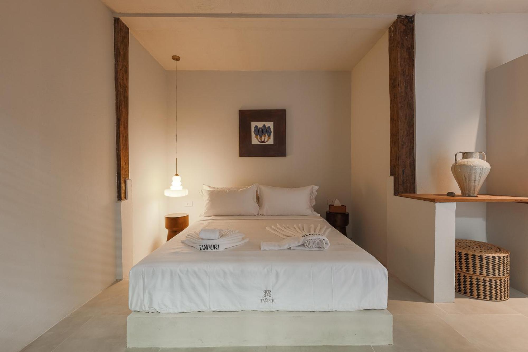 Private Pool, 8-Bedroom, Old Town, Entire Estate - Tanpuri Thapea - Prime Location