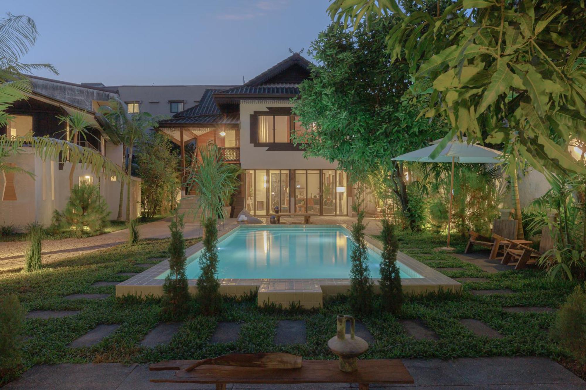 Private Pool, 8-Bedroom, Old Town, Entire Estate - Tanpuri Thapea - Prime Location Chiang Mai