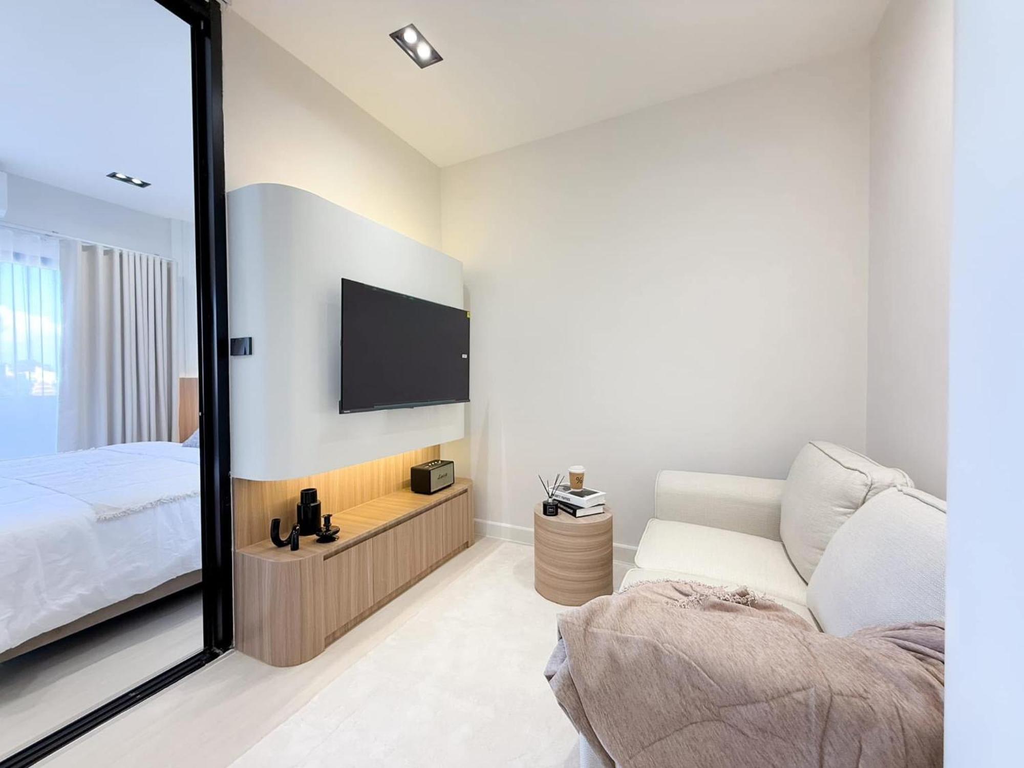 Modern Luxury King-bed & For Easy Travel Chiang Mai