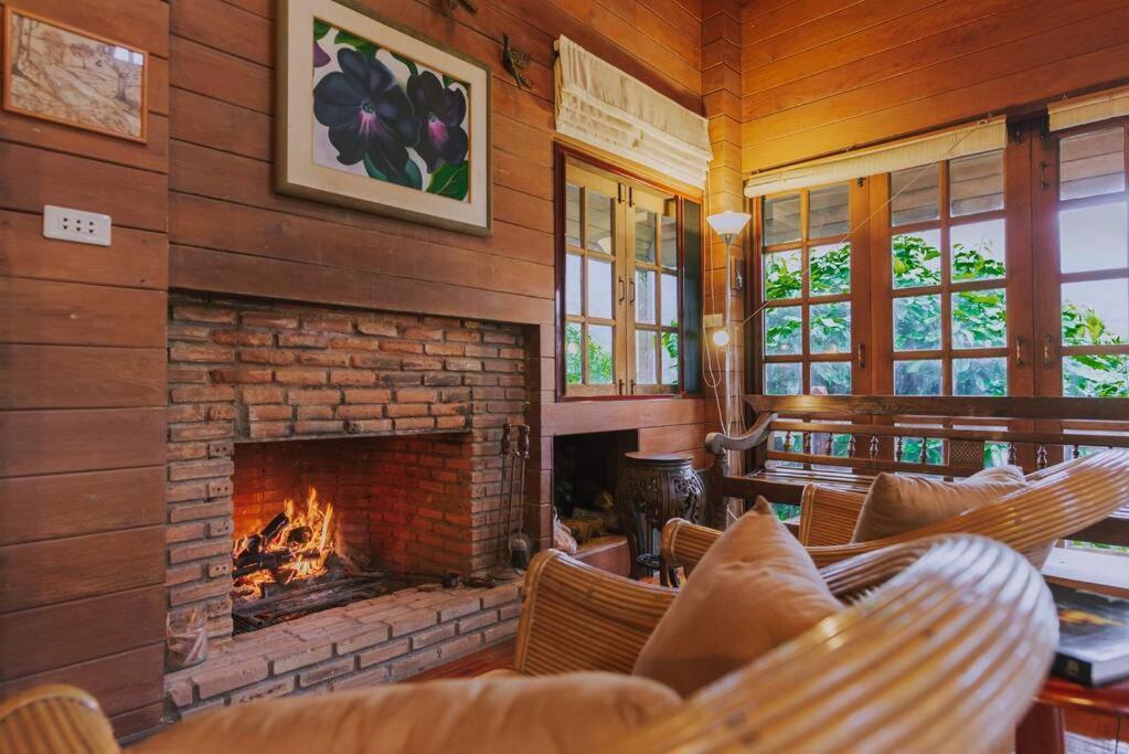Chalet Muangkham *