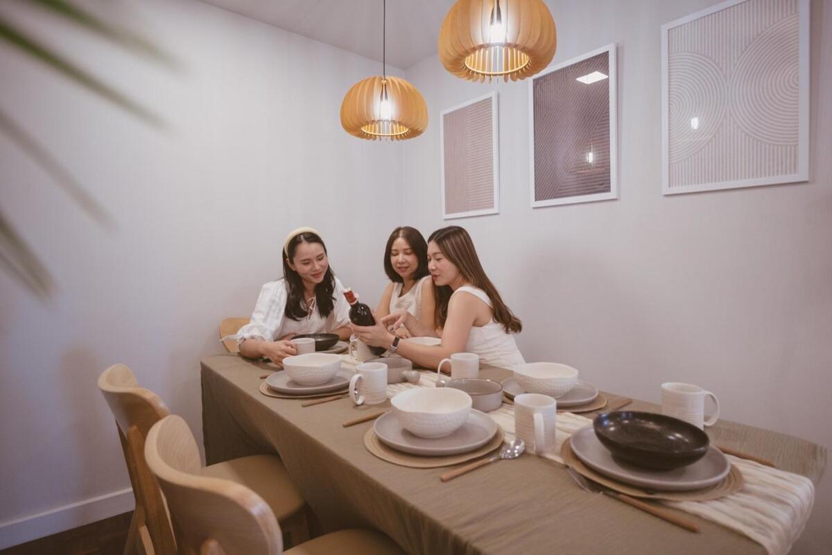 Apartment 3 Bedrooms 2 Showers 1 Toilet On Nimman *