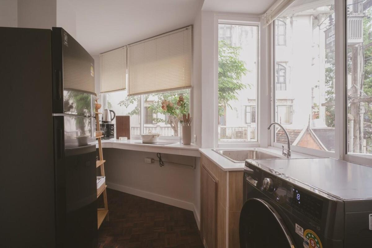 3 Bedrooms 2 Showers 1 Toilet On Nimman Apartment Chiang Mai