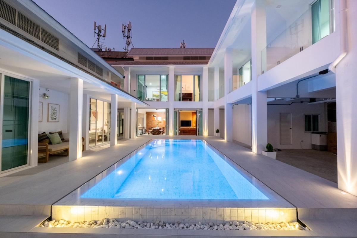 White Pool Chiangmai