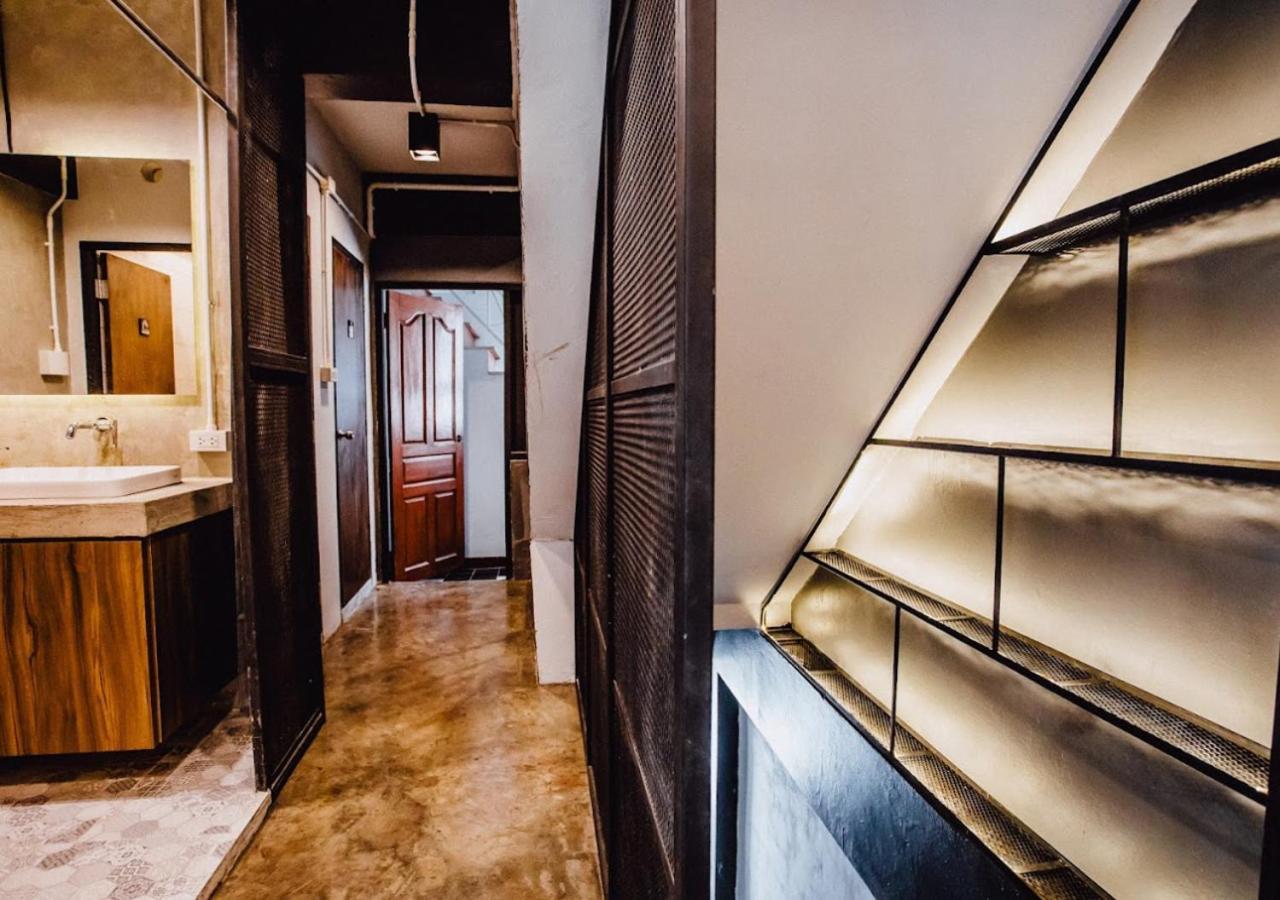Hostel Adora