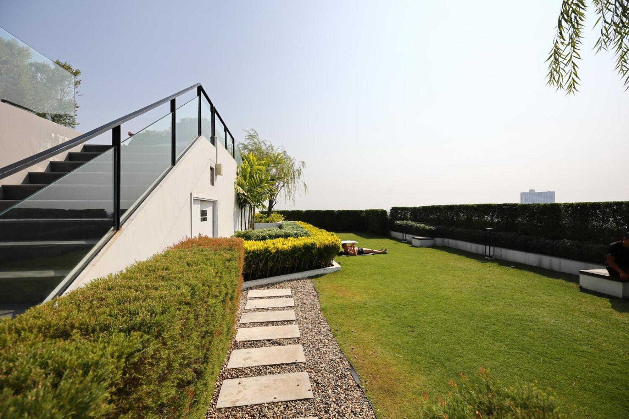 Luxury Astra Sky River Pangsapuri