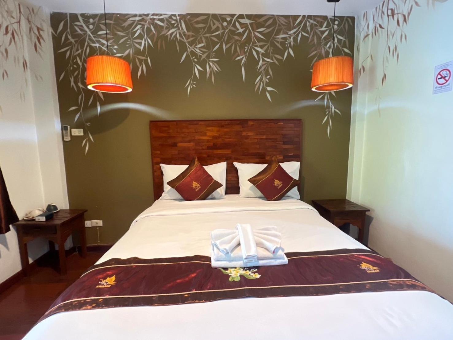 Thapae Boutique House Resort