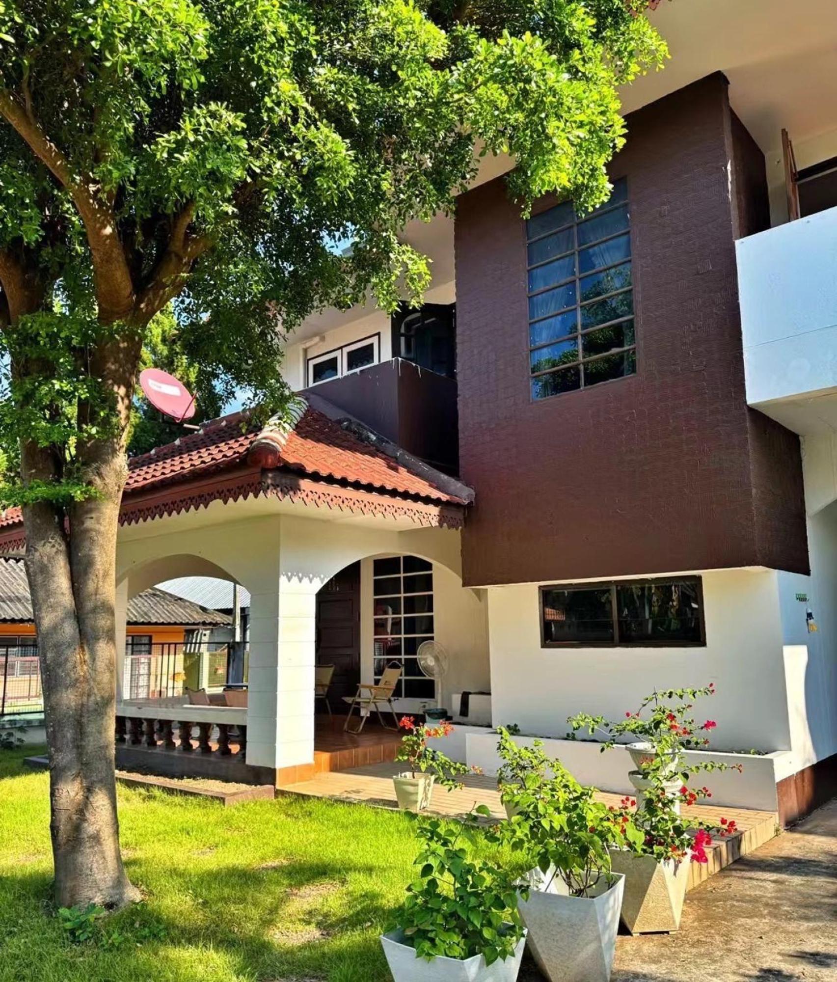 April Time Homestay