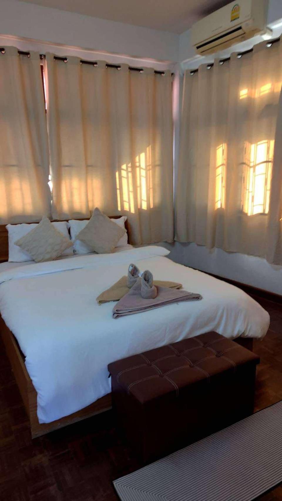 Acomodação com café da manhã  Bestiehome Women Only *