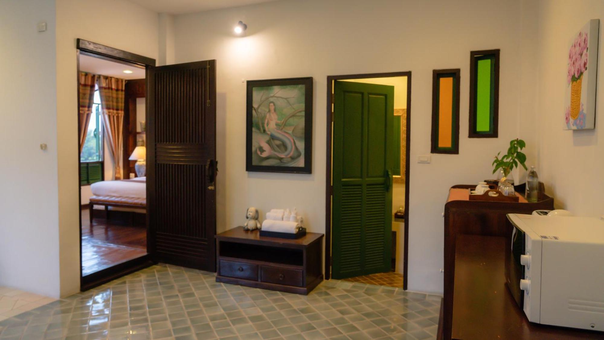 Cheva Gallery Boutique 4*