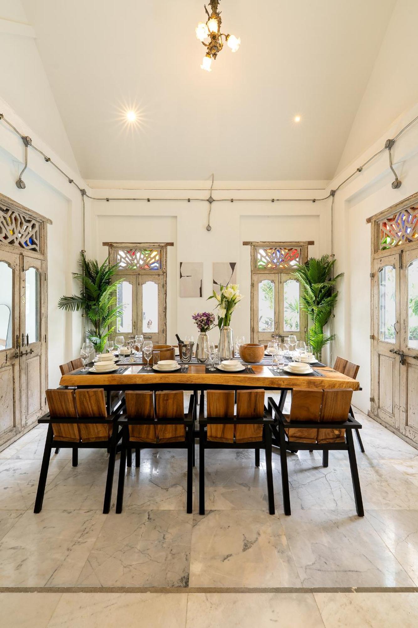 Santitham Pool I 5 Bedrooms I Walkable I Entire *