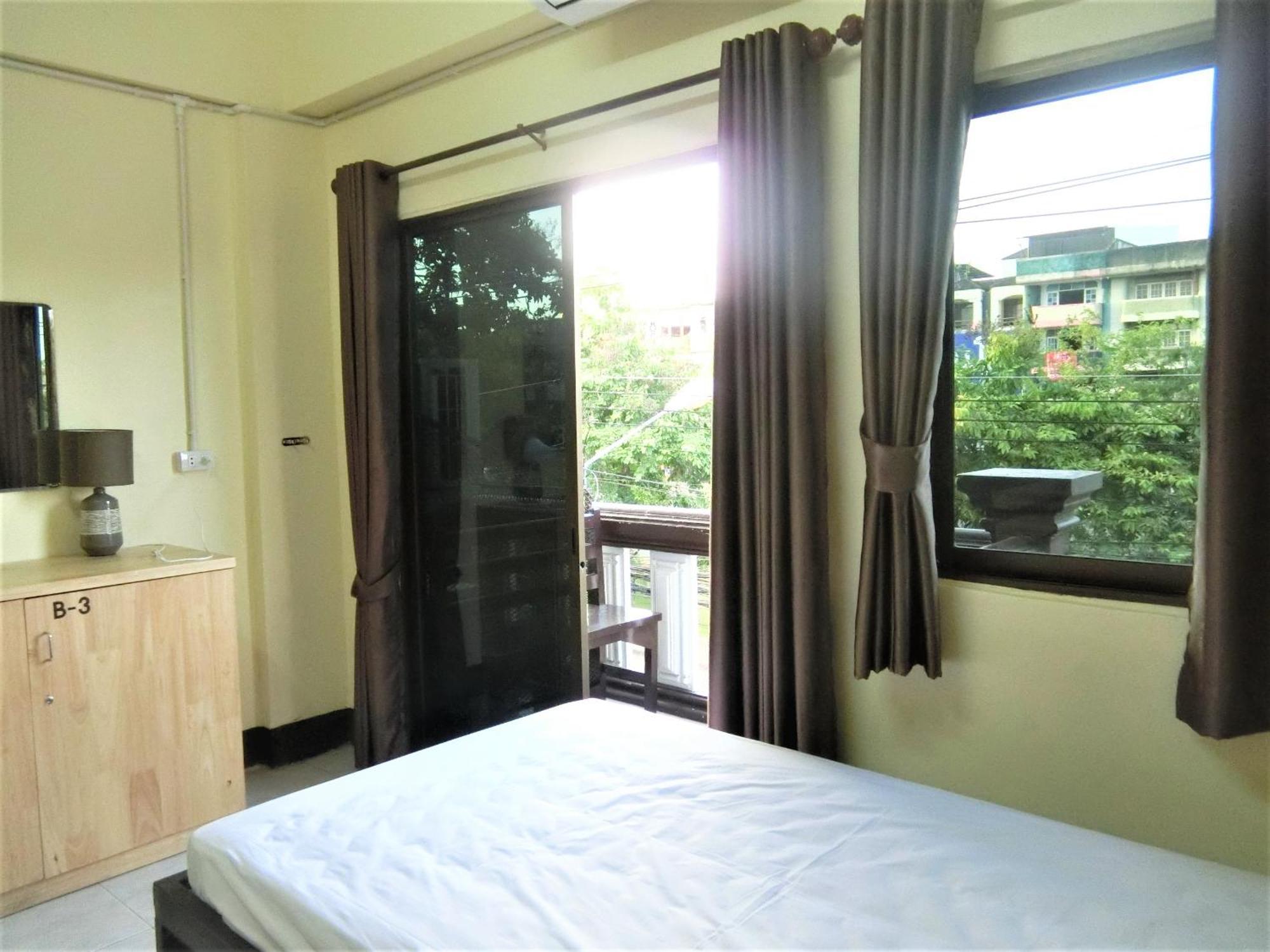 Hostel Inncome