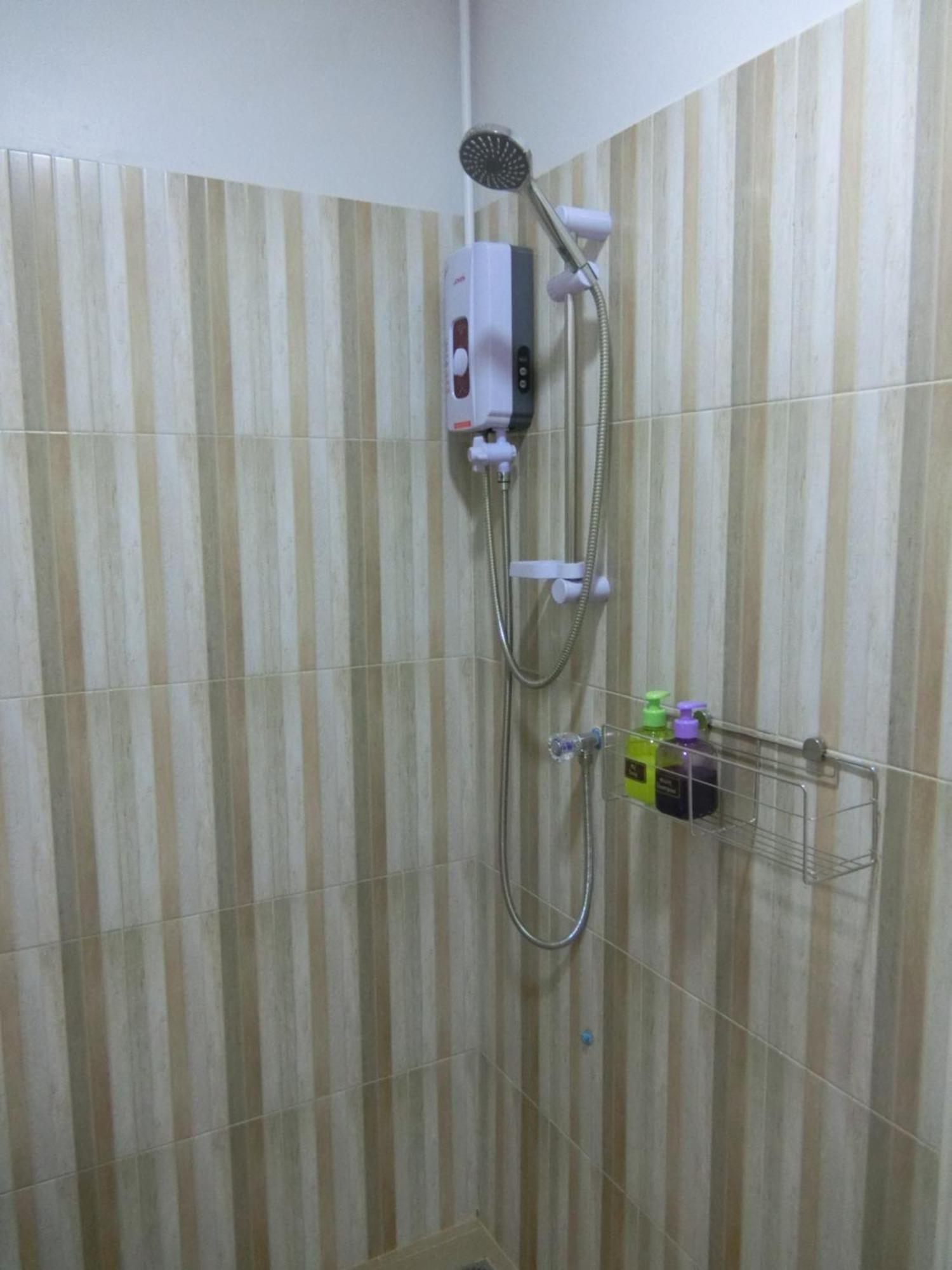 Hostel Inncome Chiang Mai