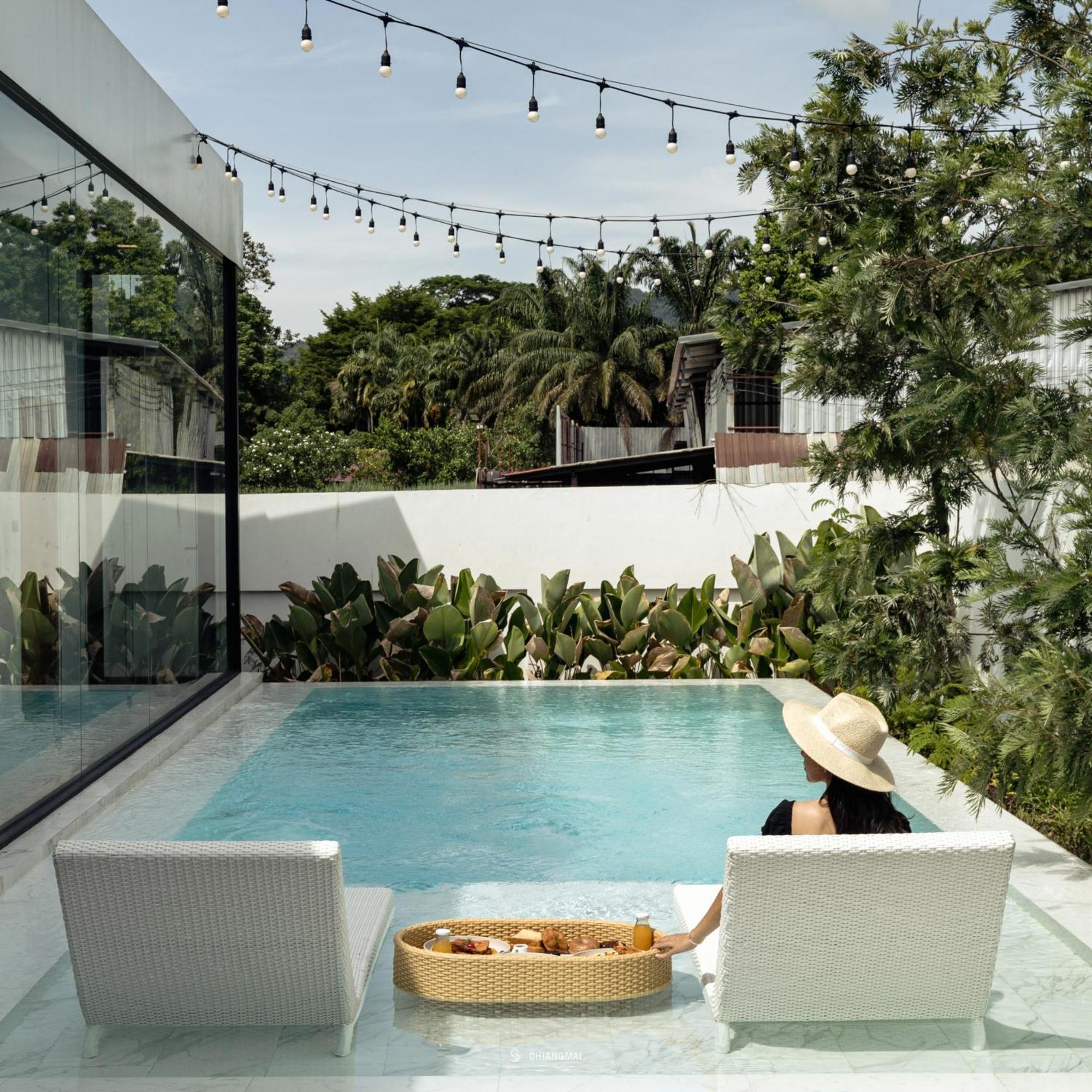 Luxury Pool Modern Style With Mountain View *