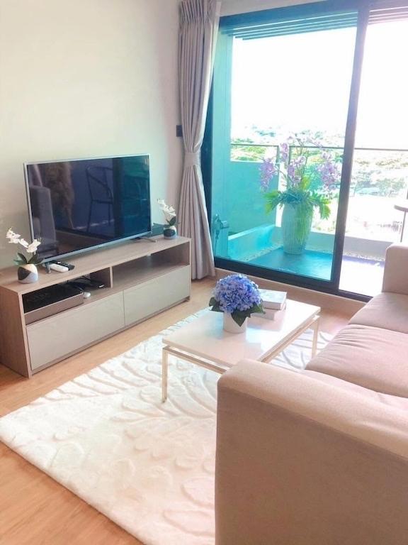 Apartment Astra Sky River 5 Stars Pool Sauna Gym *