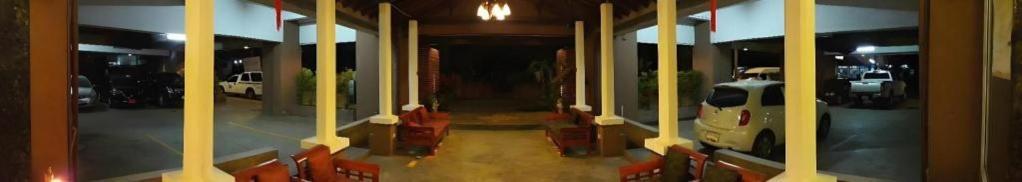 Natee Place