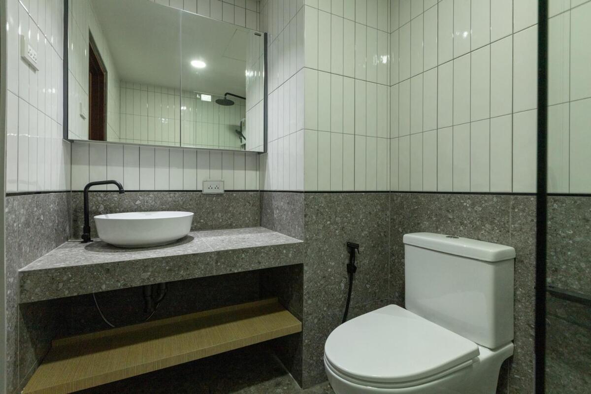 Modern & Cozy I Center Of Chiangmai Apartment