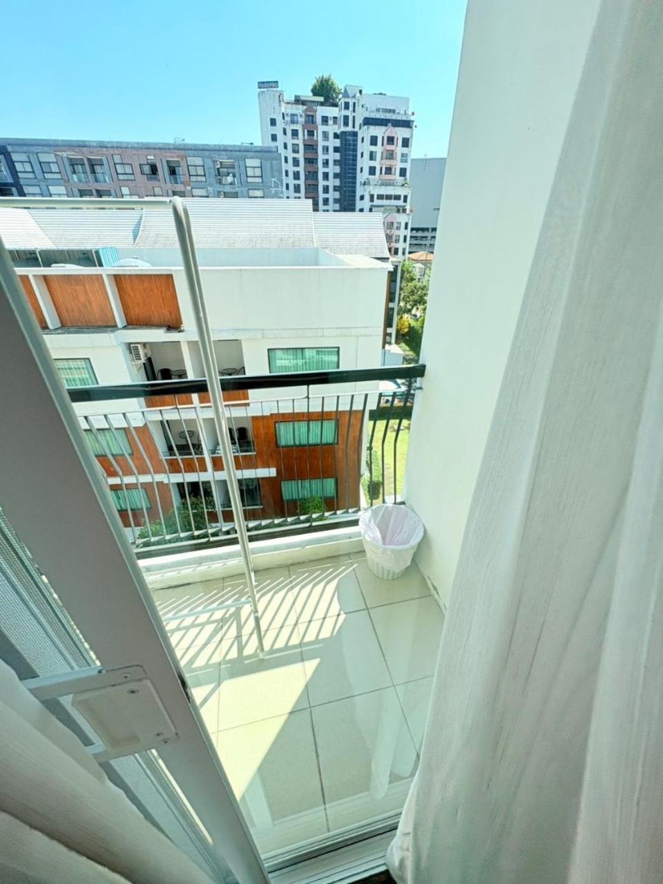 Cozy And Hommy 1br At Promt Apartment