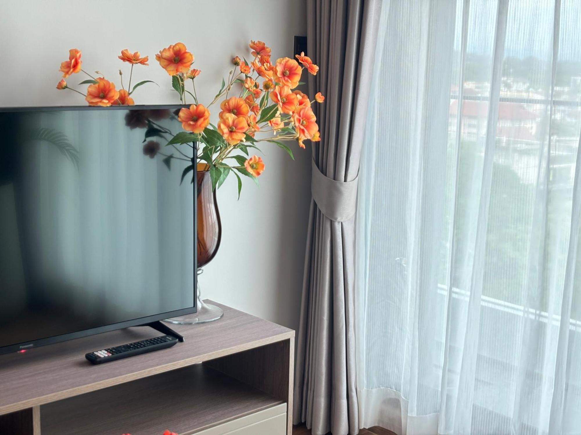 Apartment Astra Sky River 2 Bedroom Rooftop Swimming Pool Gym Centre *
