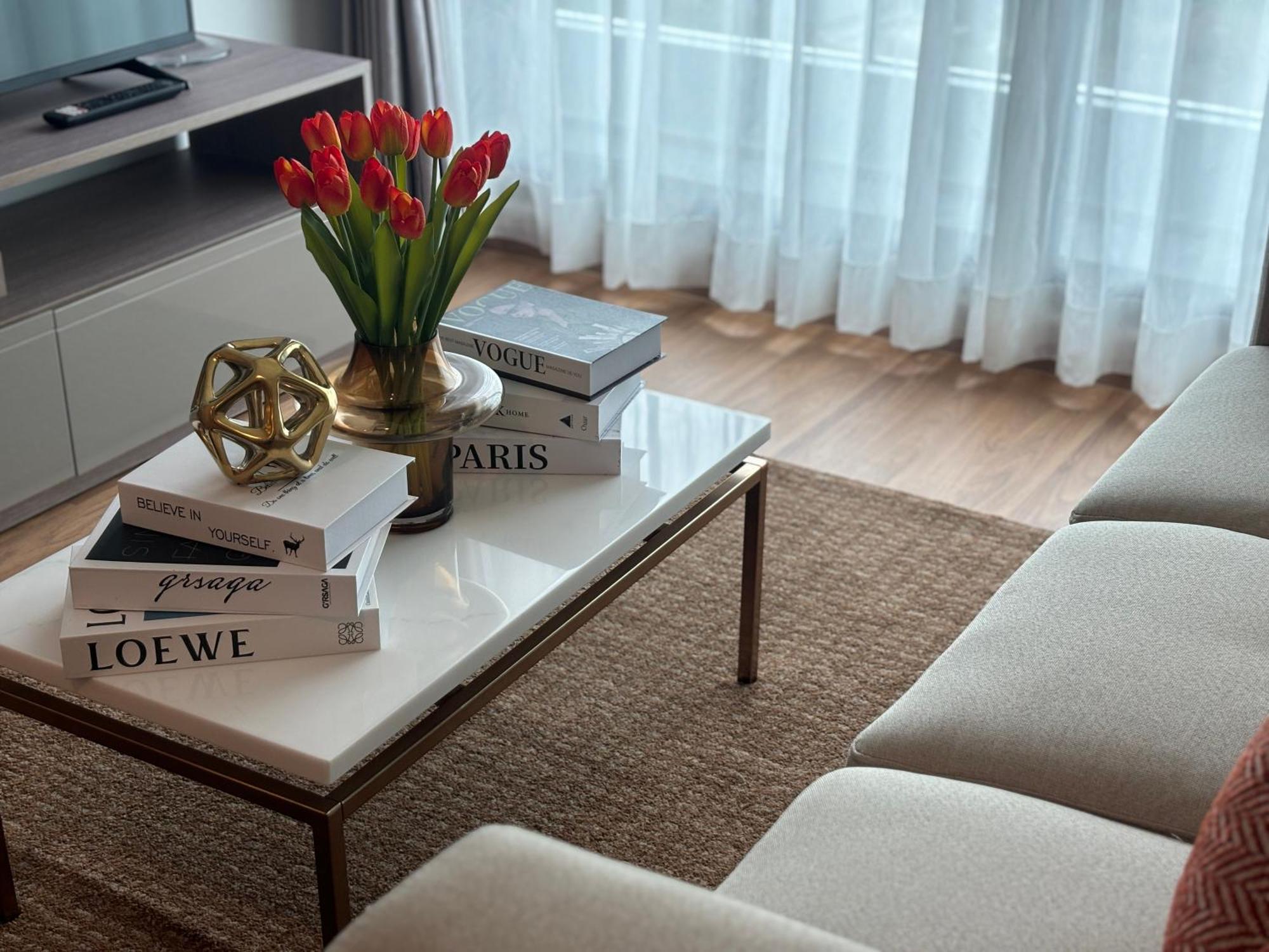 Astra Sky River 2 Bedroom Rooftop Swimming Pool Gym Centre Apartment *
