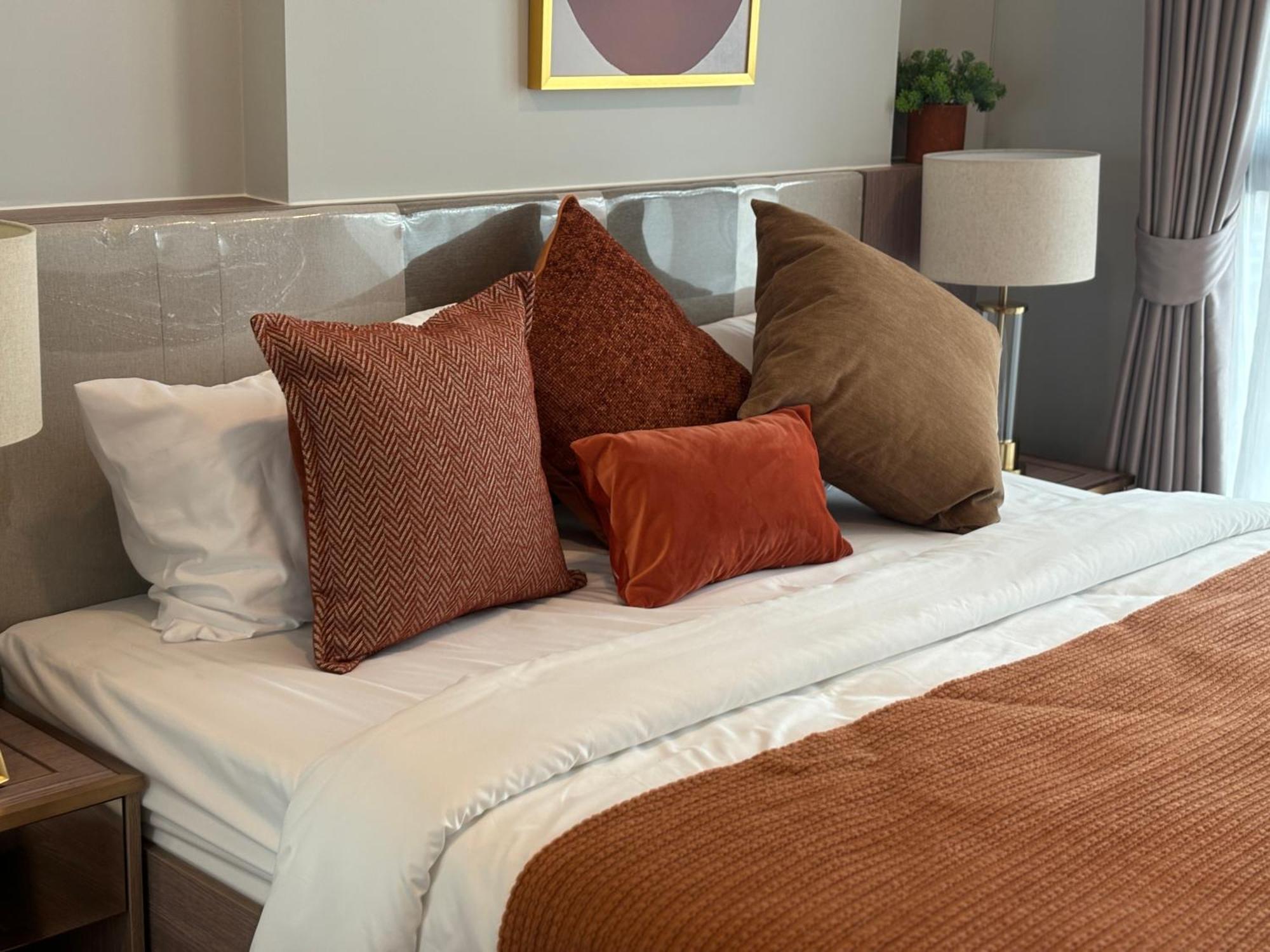 Apartment Astra Sky River 2 Bedroom Rooftop Swimming Pool Gym Centre