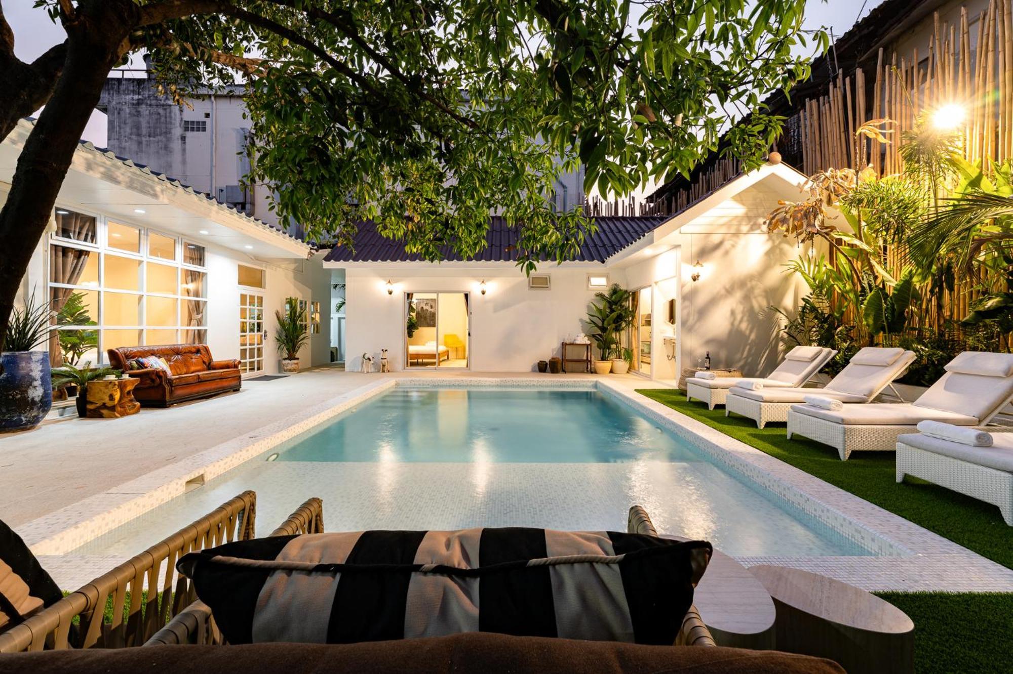 Aphrodite Pool Old 7 Bed