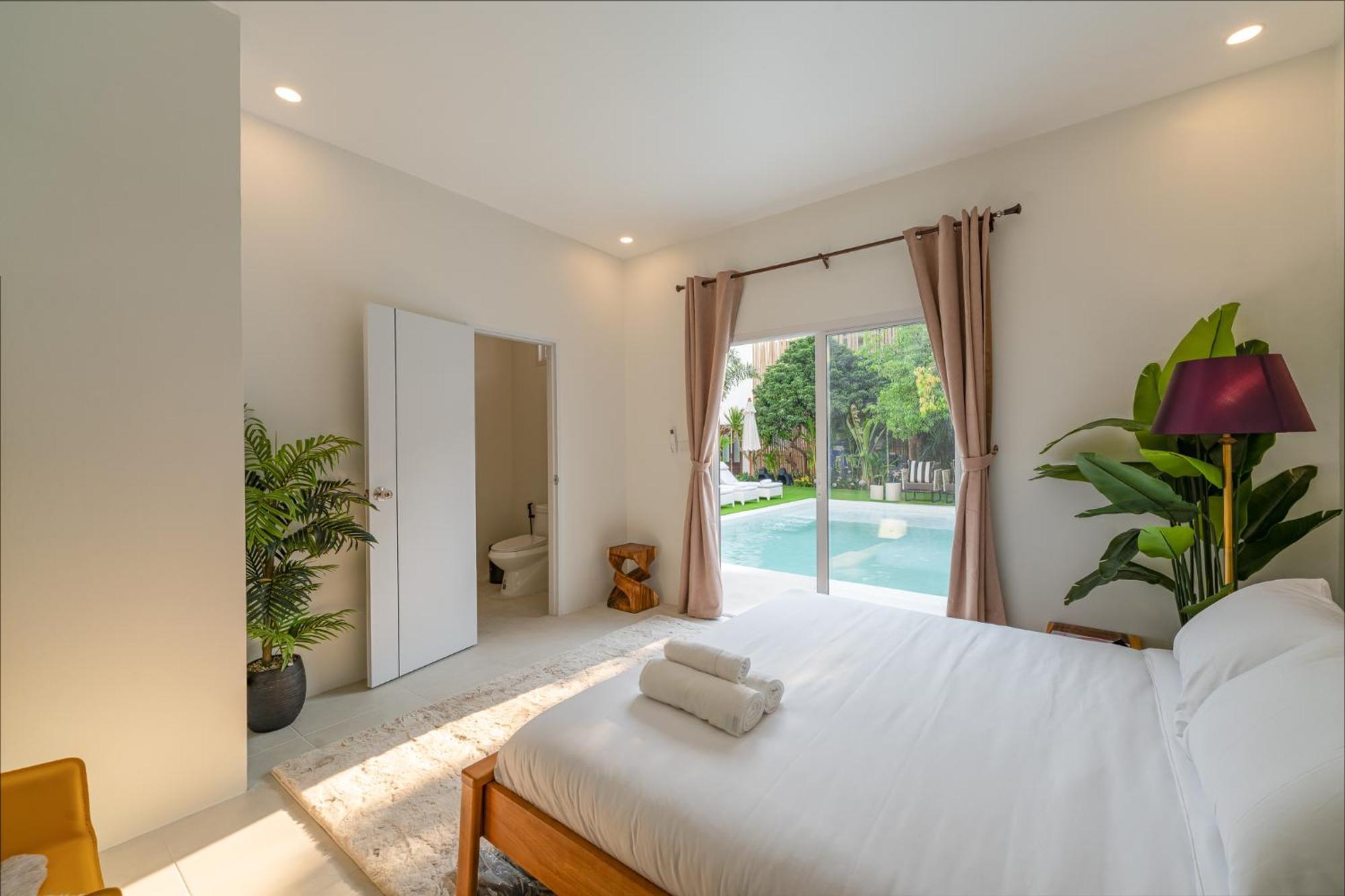 Aphrodite Pool Old 7 Bed * Chiang Mai
