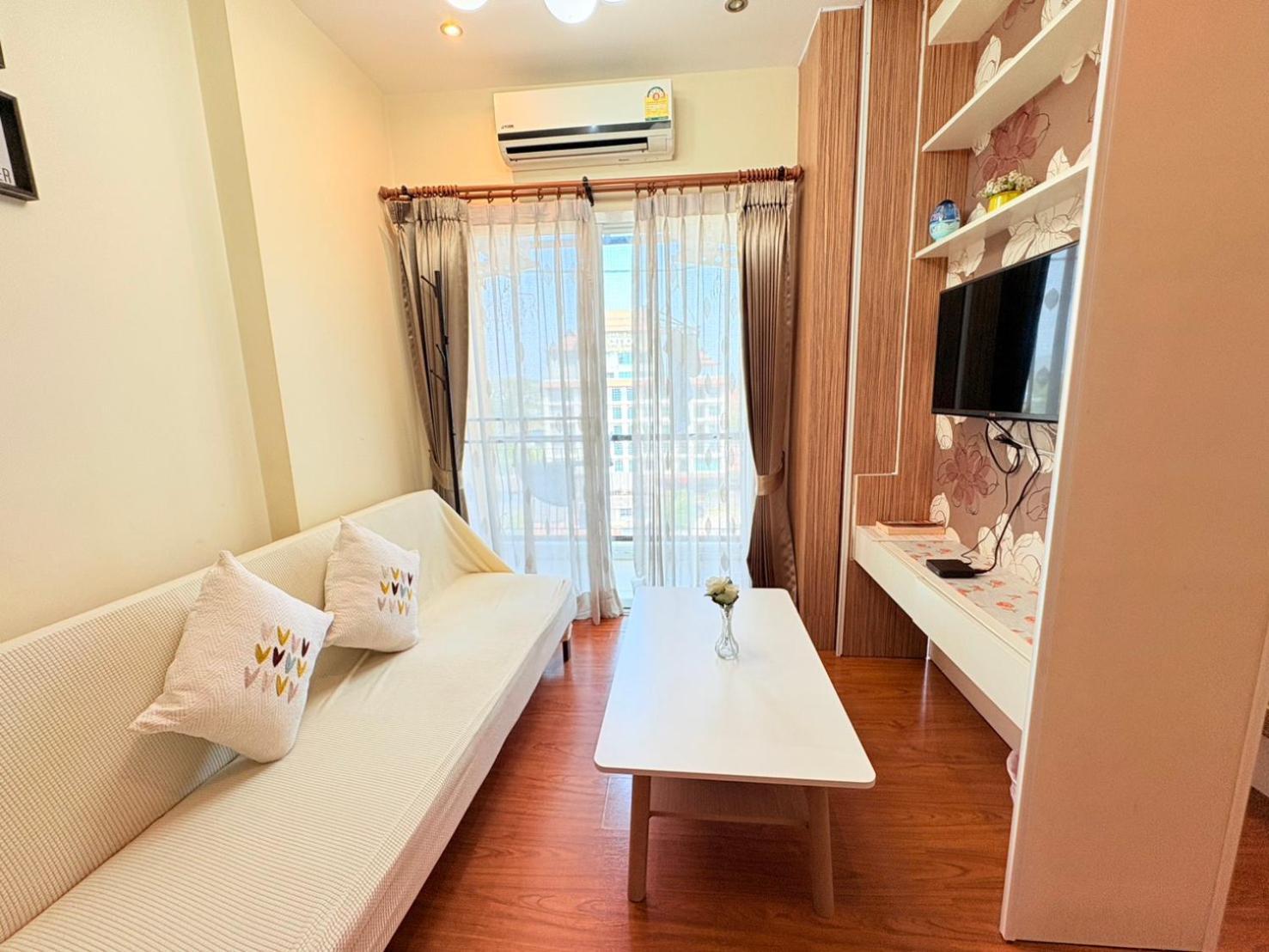 Cozy And Hommy 1br At Promt Apartment