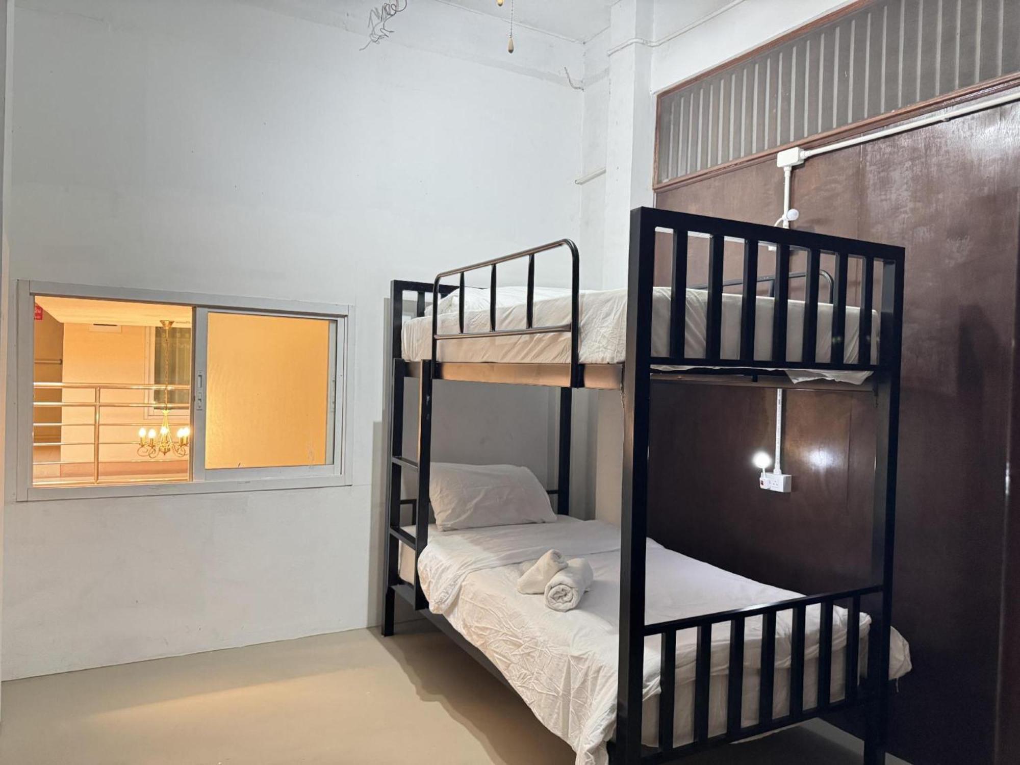 Hotel Collection O Bupamontra Chiangmai 3*